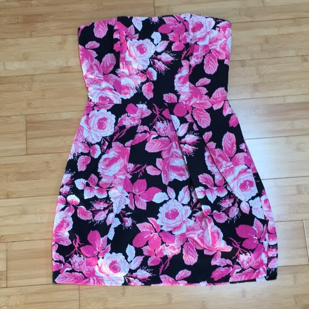 NWOT Forever 21 Rose Print Strapless Dress